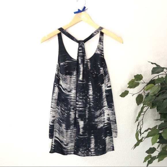 BCBGMaxazria Silky Tank top - Picture 7 of 7